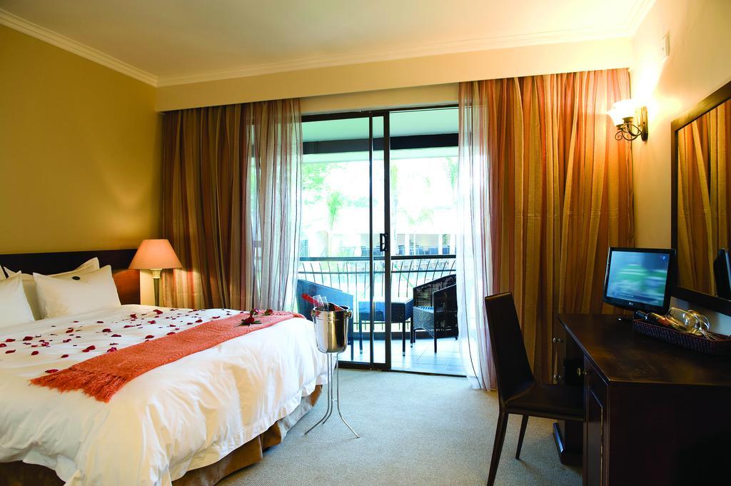 Happy Valley Hotel And Casino Ezulwini Quarto foto